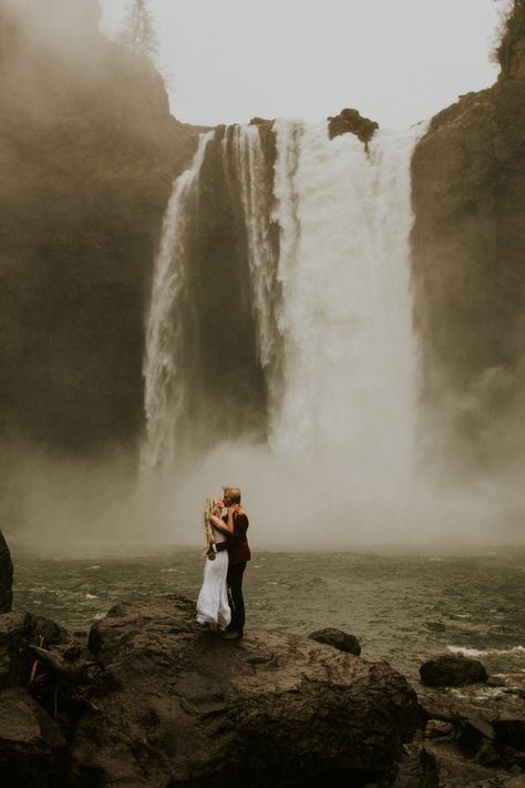 Snoqualmie Falls, Intimate Wedding Reception, Problem Solver, Small Intimate Wedding, Elopement Locations, Photo Couple, Adventure Wedding, Destination Elopement, Elopement Inspiration