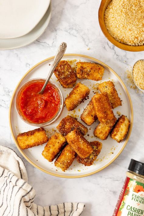 These Tofu Parm Nuggets are seriously delicious. They are packed with plant-protein and taste amazing with a side of marinara sauce. Our Italian Herb Cashew Parm elevates the flavor and leaves you wanting more. Tofu Parmesan Baked, Tofu Parm, Vegan Chicken Parm, Tofu Parm Sandwich, Vegan Marry Me Tofu, Firm Tofu, Dairy Free Milk, Plant Protein, Marinara Sauce