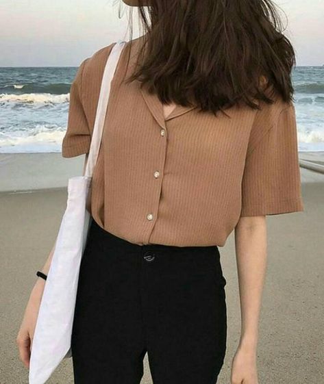 Imgur: The magic of the Internet Korean Fashion Ideas, Korean Fashion Trends, Pinterest Fashion, Korean Street Fashion, Korean Outfits, Looks Style, Mode Inspiration, Looks Vintage, Street Styles