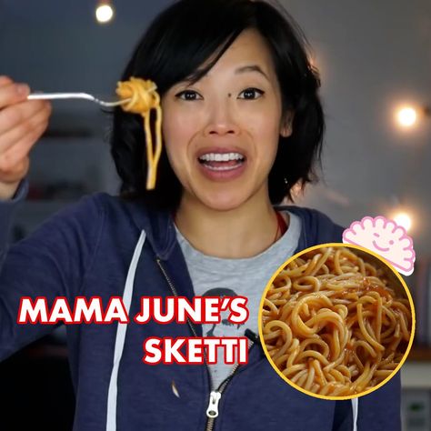 Emmymade - Tasting Sketti - Honey Boo Boo's Recipe! 🤩🍝 | Facebook Sketti Recipe, Emmymade Recipes, Japanese Pizza, Disneyland Treats, Pizza Chips, Pork Wraps, Lays Potato Chips, Mama June, Kfc Recipe