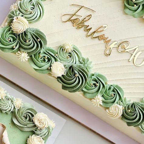 Green Sheet Cake Designs, White Sheet Cake Decoration, Sage Green Sheet Cake, Square Floral Cake, Modern Sheet Cake Design, Sweet 16 Sheet Cake Ideas, Anniversary Sheet Cake Ideas, Safari Sheet Cake, Green Sheet Cake