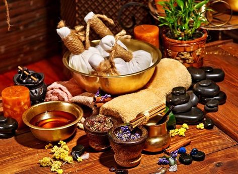 Ayurvedic Clinic in Dehradun Ayurvedic Therapy, Ayurvedic Doctor, Healthy Cat Treats, Kidney Health, Dehradun, Ayurvedic Medicine, Natural Treatments, Chronic Pain, Ayurveda