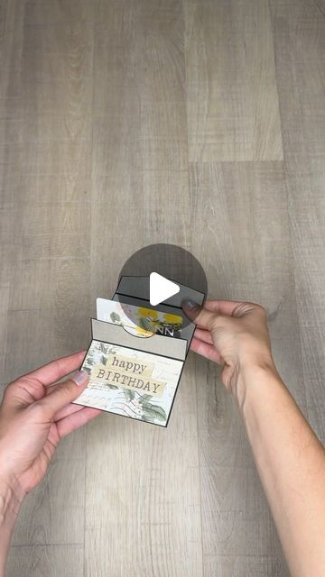 Pop Up Gift Card Holder Tutorial, Pop Up Gift Card Holder, Unique Gift Card Holder, Pop Up Gift Card, Card Holder Tutorial, Pop Up Card Tutorial, Pop Up Gift, Popup Cards, Pop Up Greeting Cards