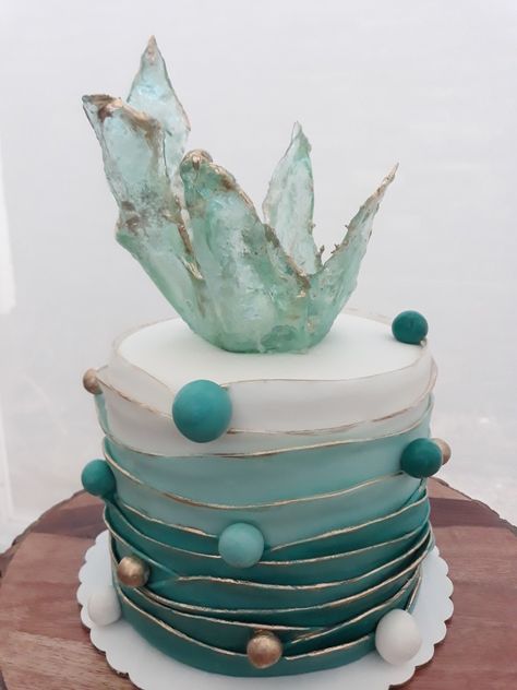 Blue And Green Cake Ideas, Green Cake Ideas, Blue And Green Cake, Green Birthday Cakes, Ribbon Cake, Green Birthday, Elegant Birthday Cakes, Green Cake, Ruffle Cake