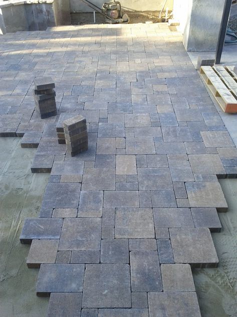 Paved Patio Garden Ideas, Concrete Patio Extension Ideas, Patio Ideas Pavers, Pavers Patio Ideas, Extending Patio, Patio With Pavers, Patio Extension Ideas, Patio Extension, Patio Blocks