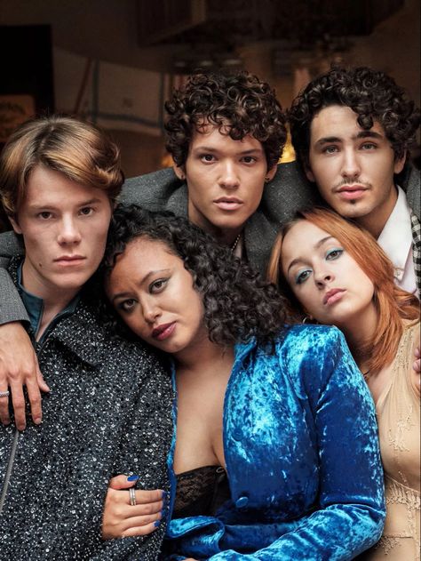 young royals cast vogue scandinavia digital cover (Edvin, Nikita, Malte, Frida Omar) Hillerska Aesthetic, Young Royals Characters, Young Royals Poster, Young Royals Cast, Prince Wilhelm, Vogue Scandinavia, Royal Wallpaper, Omar Rudberg, Eyes Emoji