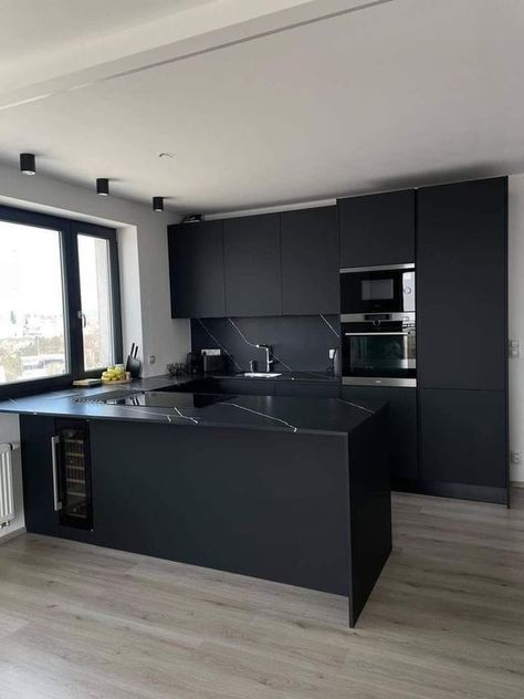 Black Kitchen Modern, Living Room Office Combo, Counter Top Decor, All Black Kitchen, Small Open Kitchens, Black Modern Kitchen, 2x4 Projects Diy, Modern Black Kitchen, 2x4 Projects