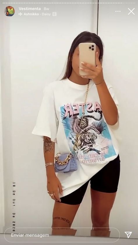 Singlet And Shorts Outfit, Looks Hip Hop, Summer Outfits 2022, Look Legging, Smile Art, Daily Mood, Fashion Life, Outfits 2022, Sporty Outfits