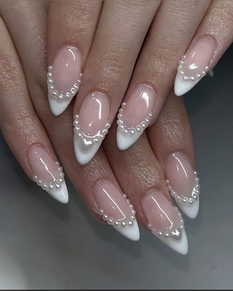 Diamond Nail Designs, White French Nails, Almond Nails French, Hoco Nails, Nails 3d, Pearl Love, Nail Polish Art, Color Nails, Pearl Nails