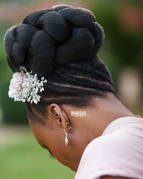 Fancy Updos, Goddess Braid, Cornrow Hairstyle, Natural Hair Wedding, Wedding Hairstyles And Makeup, Natural Wedding Hairstyles, Hairstyle Wedding, Hair Crochet, Afrikaanse Mode