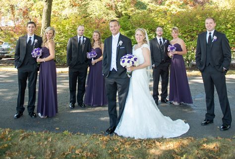 Is It OK to Have an Uneven Bridal Party? - Beyond the Cookie Table - October 2015 #Pittsburgh #Wedding #bridalparty #celebrate Uneven Wedding Party, Number Of Bridesmaids, Uneven Bridal Party, Bridal Party Pictures, Bridal Shower Decorations Elegant, Sabyasachi Bridal, Bridal Parties Pictures, Country Bridal Shower, Disney Bridal Showers