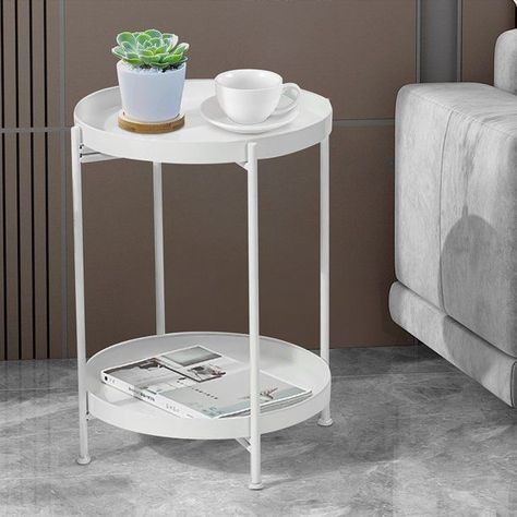 Small Round Bedside Table, Circle Bedside Table, Bedroom Bedside Table Ideas, Side Tables Bedroom Modern, Bedroom Side Table Ideas, Side Table Organization, Coffee Table In Bedroom, Mini Side Table, Bedside Table Ideas