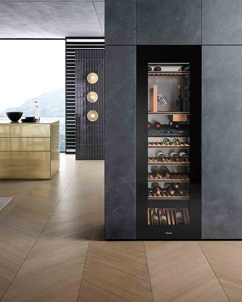 Modern Wine Fridge, Kitchen Credenza, Latest Kitchen Trends, Wine Closet, Latest Kitchen Designs, Home Bar Designs, Kitchen Design Trends, Kitchen Trends, Wine Cabinets