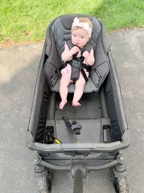 Veer Cruiser wagon review.  Check out this blog post to see if I like it, and what the pros and cons are.  #veerwagon #veerwagonreview #strollerwagon Stroller Wagon Hacks, Veer Wagon, Stroller Hacks, Baby Timeline, Wagon Stroller, Kids Travel Bags, Travel Favorites, Best Wagons, Toddler Board