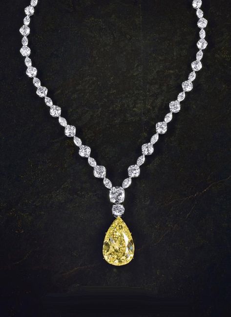 Chatila Jewelry, Yellow Diamond Necklace, Diamond Necklace Designs, High Jewellery, Yellow Jewelry, Diamond Jewelry Necklace, Bangles Jewelry Designs, Diamond Jewelry Designs, Cz Necklace