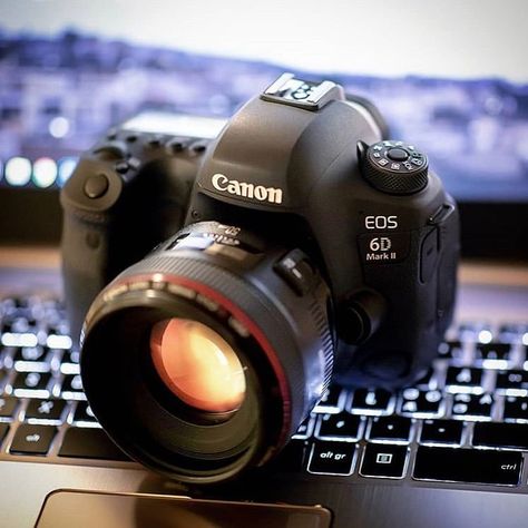 eMania - Foto e Vídeo on Instagram: “Canon EOS  6D Mark II 😍 . . 📷 @fotoman.fi” Canon Eos M50 Mark Ii, Eos M50 Mark Ii, Canon 6d Mark Ii, Canon Eos M50, Amazon Online Shopping, Canon 6d, Ps5 Games, Amazon Sale, Canon Lens