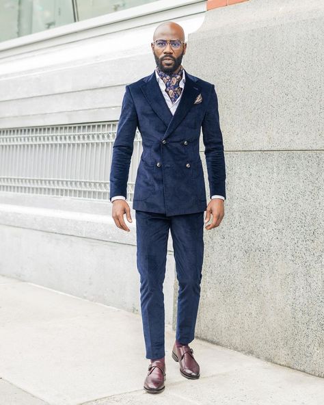 @theweltheguy shared a photo on Instagram: “Are y’all ready for fall? I know I am @theweltheguy @welthenyc #customsuits #corduroy #corduroysuit #dappernen #menwithstyle…” • Jul 30, 2021 at 1:05pm UTC Corduroy Suit, Designer Suits For Men, Dapper Gentleman, Prom Suits, Tuxedo Wedding, Navy Velvet, Custom Suit, Ready For Fall, Groom Suit