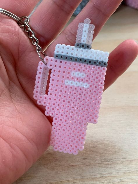 Mini Stanley, Melty Bead Designs, Melt Beads Patterns, Hamma Beads Ideas, Easy Perler Beads, Easy Perler Bead Patterns, Melty Bead Patterns, Pearl Beads Pattern, Easy Perler Beads Ideas