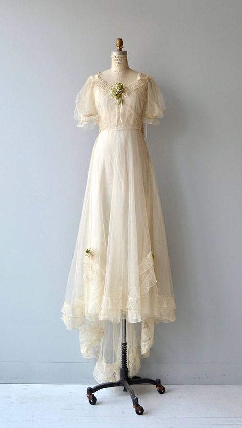 30s Wedding Dress, Wedding Gown Vintage, 1930s Wedding Dress, 1930s Wedding, Gown Vintage, Net Lace, Wax Flowers, Etsy Wedding Dress, Wedding Gowns Vintage