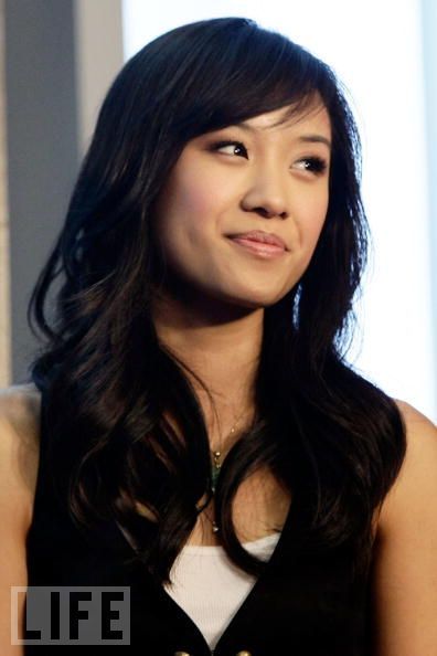 Ellen Wong, Knives Chau, The Carrie Diaries, Lovely Eyes, Female Character Inspiration, Asian Culture, Rose Hair, All Movies, Emmy Awards