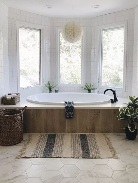 Clawfoot Bathtub Bathroom, Bathroom Texture, Craftsman Modern, Design Bathroom Ideas, Pure Salt Interiors, Stand Alone Tub, Bath Makeover, Best Bathtubs, Best Bathroom Designs