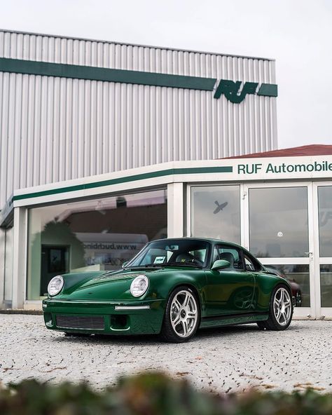 RUF Automobile GmbH on Instagram: “We have a thing for #green. #SCR #RUF #CarbonFiber  PC: @zachbrehl” Ruf Scr, Porsche 964 Turbo, Ruf Automobile, 964 Turbo, Porsche Turbo, British Racing Green, Porsche 964, Lexus Cars, Car Trash