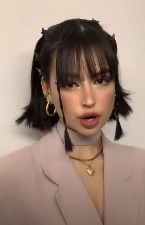 Half Up Short Hair With Bangs, Hair Buns With Bangs, Short Hair Styling With Bangs, Short Hair Concert Style, Y2k Bob Hairstyles, Pigtail Short Hair, Bob Space Buns, Short Hair Styles Japanese, Hair Styles For Super Short Hair