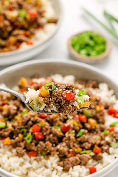 Beef and Pepper Rice Bowl Beef And Pepper Rice Bowl, Cheese Dip Mexican, Pepper Rice, Bowls Recipes, Korean Beef Bowl, Butterbeer Recipe, Ground Beef Rice, Princess Pinky Girl, Savory Rice