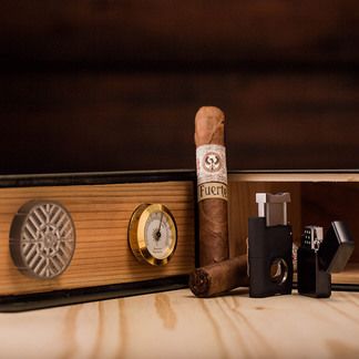 No cigar finer than one pulled from the Premium Cigar Humidor. Man Crates, Diy Gifts For Men, Gifts For Guys, Premium Cigars, Happy Pictures, Guy Stuff, Awesome Gifts, Humidor, Best Gifts For Men