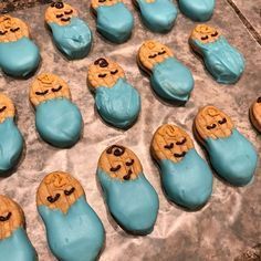 Baby Shower Treats Boy, Baby Shower Menu Ideas, Baby Shower Snacks Boy, Baby Shower Desserts Boy, Boy Baby Shower Food, Baby Shower Snacks, Peanut Baby Shower, Baby Shower Sweets, Cheap Baby Shower