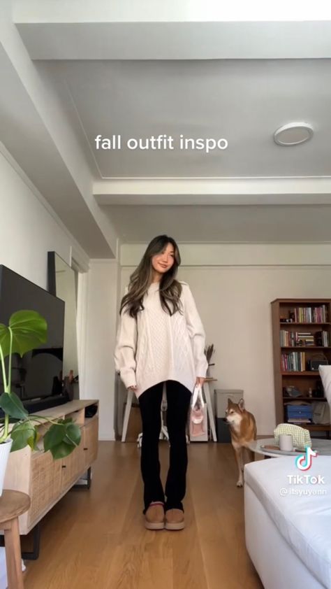 Comfy Outfits For Teachers, Lazy Teacher Outfits, Teacher Outfits Winter, Outfits For Teachers, Clothing Room, Recreate Outfits, Uggs Tasman, Winter Teacher Outfits, Conservative Outfits