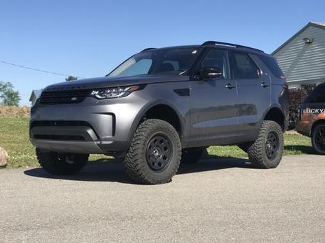 Land Rover Discovery Off Road, Range Rover Wheels, Range Rover Off Road, Subaru Xt, Laferrari Aperta, Land Rover Discovery 5, Discovery 5, Ferrari Cars, Aesthetic Cool