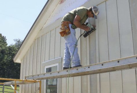 Better Board-and-Batten Siding - Fine Homebuilding T1 11 Siding, Batten Diy, Board And Batten Exterior, Vinyl Board, Barn Siding, Vertical Siding, Cedar Boards, Installing Siding, Barn Renovation