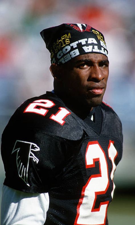 Kobe Bryant Michael Jordan, Football Poses, Atlanta Falcons Football, Falcons Football, Deion Sanders, Nfl Photos, Nfl Football Teams, Sports Aesthetic, Football Teams