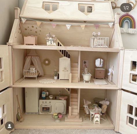 Toy Horse Stable, Maileg Doll House, Maileg Dolls, Victorian Dollhouse, Plan Toys, Dollhouse Toys, Loft House, Toy Horse, Bedroom Loft