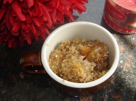 Canned Pie Filling, Apple Crisp Pie, Easy Apple Crisp, Apple Pie Filling Recipes, Easy Apple Crisp Recipe, Canned Apple Pie Filling, Cake Filling Recipes, Apple Crisp Easy, Pie Filling Recipes