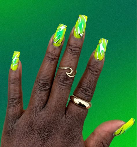 Chrome Airbrush Nails, Content Background, Alien Nails, Airbrush Nails, Happy Nails, Creative Content, Rainbow Nails, Dipped Nails, Fire Nails