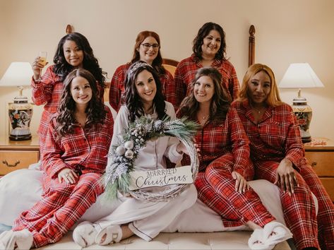 Winter Wedding Pajamas, Wedding Day Getting Ready, Bride Pajama, Flannel Pjs, Bridal Party Getting Ready, Red And White Weddings, Birthday Brunch, Christmas Pjs, Red Flannel