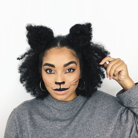 Kitty Kat 💓 Halloween Styles on Natural Hair! I put the front section of my hair in two messy buns and pulled the middle section upwards to create cat ears! Halloween Cat Hairstyle, Cat Outfit For Halloween, Cat Ears Hairstyle, Two Messy Buns, Styles On Natural Hair, Short Dyed Hair, Two Buns, Tiger Costume, Cat Ears Headband