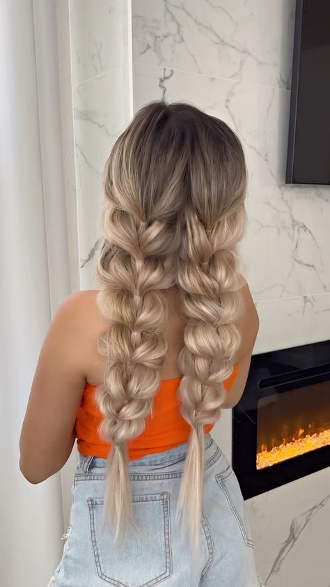 evapautov on Instagram: bubble braids for the summer ☀️ added waves using the @vodana_usa 40mm iron 🤍 . . . #bubblebraid #bubblebraids #doublebraids… Chunky Bubble Braid, Bubble Braids With Hair Extensions, Dragon Bubble Braids, Buble Hairstyle Braids Curly, Bubble Braid With Bangs, Bobble Braid Hairstyles, Bubble Braids Long Hair, Double Bubble Braid Tutorial, Single Bubble Braid