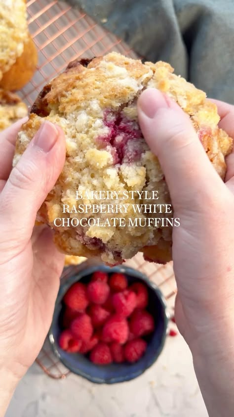 There are 2 ways to make these bakery style raspberry white chocolate muffins. 1. Bake them in jumbo muffin tins and fill them almost to the top so you get that large muffin top. It should make about 6-8 muffin. 2. Make them in a standard size muffin tin and it will make about 14 muffins. Tip: Make sure to really grease your pan or line the muffin tins so those juicy raspberries don’t stick to the sides. Muffins Aesthetic, Raspberry White Chocolate Muffins, Croissants Breakfast, White Chocolate Muffins, Raspberry White Chocolate, Jumbo Muffins, Bakery Style Muffins, Muffin Tins, Chocolate Muffins