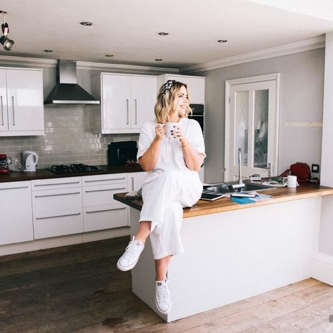 Poppy Deyes, Living Room Kitchen, Poppies, Instagram