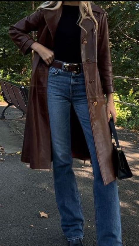 Vintage Leather Coat Outfit, Dark Brown Leather Trench Coat, Brown Leather Trench Coat Outfit, Brown Leather Coat Outfit, Trench Coat Aesthetic, Cool School Outfits, Brown Coat Outfit, Leather Coat Outfit, Brown Leather Trench Coat