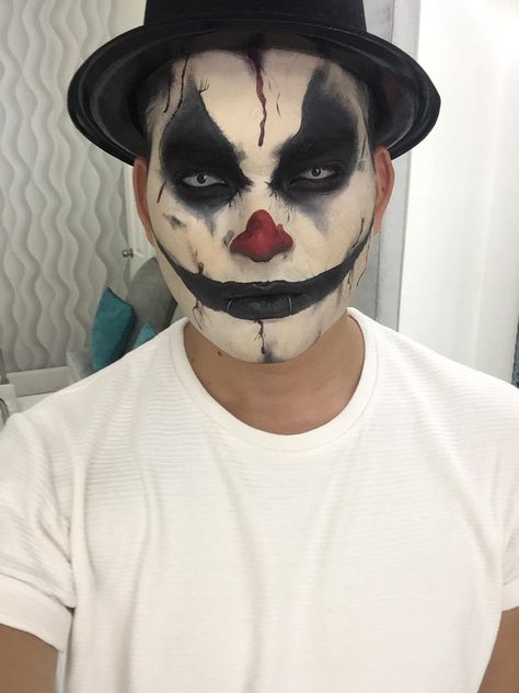 Halloween Clown Makeup Scary Men, Clown Makeup Men Beard, Scary Clown Make Up For Boys, Men Halloween Makeup Ideas, Easy Clown Makeup For Kids Boys, Clown Makeup Men Scary, Black Clown Makeup Men, Halloween Men Makeup Easy, Clown Makeup Halloween Men