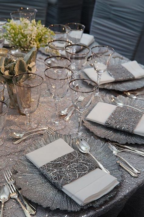 26 Unique Winter Themed Wedding Ideas - Poptop Events Planning Platform Silver Tablecloth, 25th Wedding Anniversary Party, Purple And Silver Wedding, Silver Chargers, 25 Anniversary, Colin Cowie, Winter Sparkle, Sequin Tablecloth, Wedding Silver