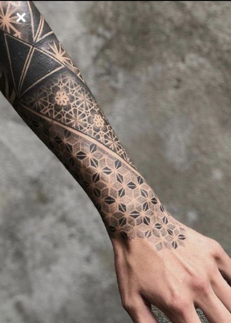 Geometric Tattoo Hand, Geometric Tattoo Sleeve Designs, Geometric Tattoo Pattern, Mandala Tattoo Sleeve, Geometric Mandala Tattoo, Geometric Sleeve Tattoo, Forearm Band Tattoos, Muster Tattoos, Geometry Tattoo