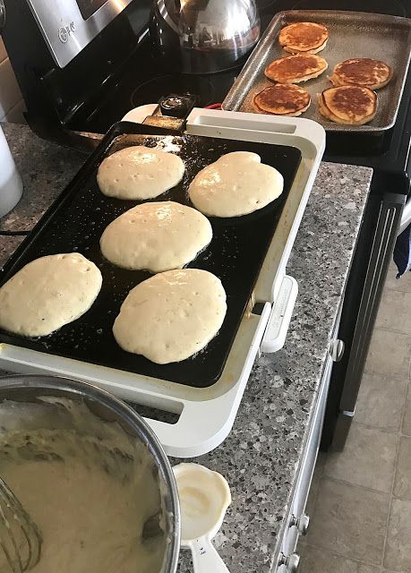 Making a House a Home: Make Ahead Pancakes for an Easy Morning... Making Pancakes Ahead Of Time, Pancake For A Crowd, Pancakes For A Crowd Simple, Pancake Recipe For A Crowd, Keep Pancakes Warm For A Crowd, Easy Make Ahead Breakfast For A Crowd, Make Ahead Pancakes For A Crowd, Make Ahead Pancake Batter, Brunch For A Crowd Make Ahead