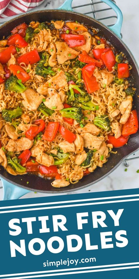 Stir Fry Noodles are a perfect 25 minute stove top dinner. They come together so easily and is a recipe that the whole family will love! Different Chicken Recipes, Fry Noodles, Chinese Stir Fry, Noodle Recipe, Easy Stir Fry, Stove Top Recipes, Stir Fry Noodles, Best Pasta Recipes, Pesto Chicken Pasta