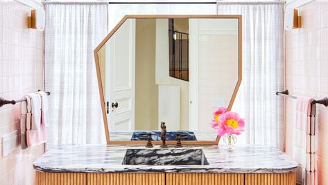 Because your mirror selfies deserve a stunning frame Frame A Mirror, Diy Mirror Frame, Mirror Frame Diy, Mirror Design, Mirror Frame, Diy Mirror, A Mirror, Mirror Frames, Oversized Mirror