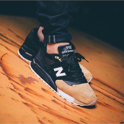 New Balance 998, Sneaker Outfits, Sneaker Trend, Basket Style, Streetwear Mode, Sneakers Addict, New Balance Sneakers, Trendy Sneakers, Best Sneakers